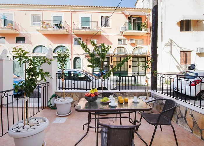 Down Town Apartment By Corfuescapes