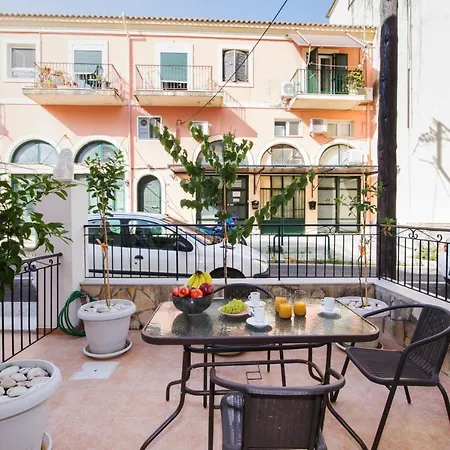 Down Town Apartment By Corfuescapes Corfu  Exterior photo